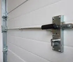 Seattle Galaxy Locksmith Seattle, WA 206-801-9759 Seattle Galaxy Locksmith Seattle, WA 206-801-9759 - 17a-Garage-Door-Locks